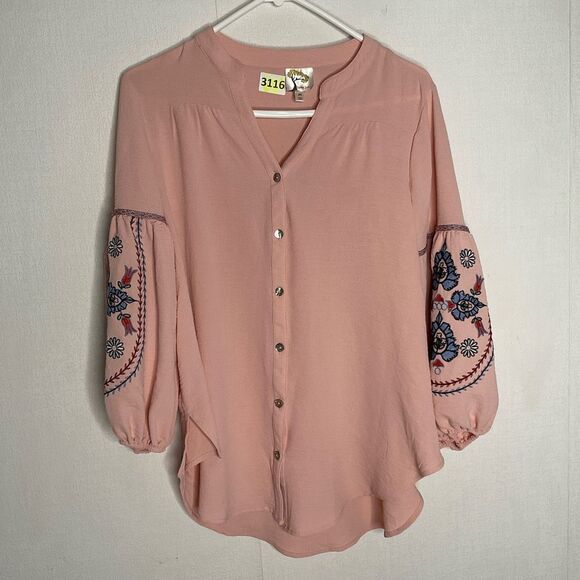 FIG and FLOWER Anthro Top Women’s size M Pink Floral Embroidered Peasant Blouse - Picture 6 of 9